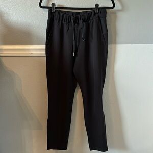 Lululemon on the fly woven pant #430